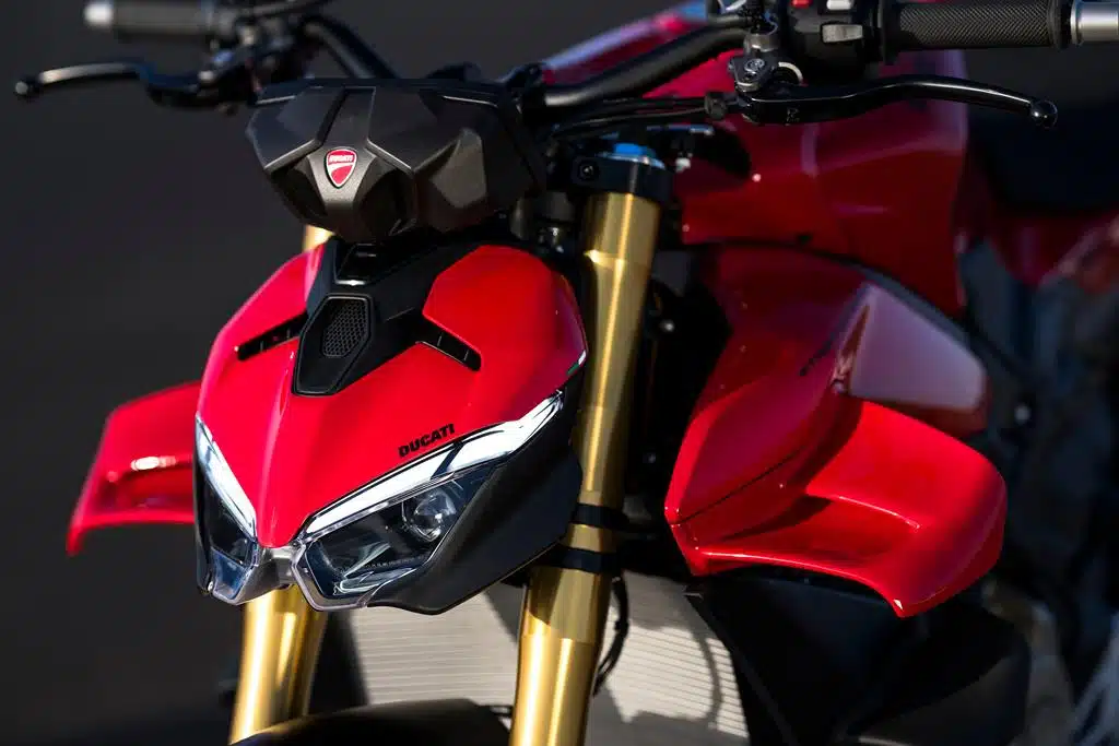 Ducati Streetfighter V4 2025 