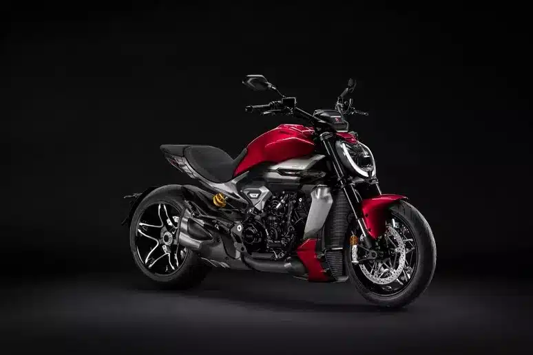 Ducati XDiavel V4