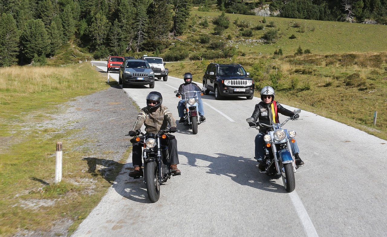 Harley-Davidson - Jeep