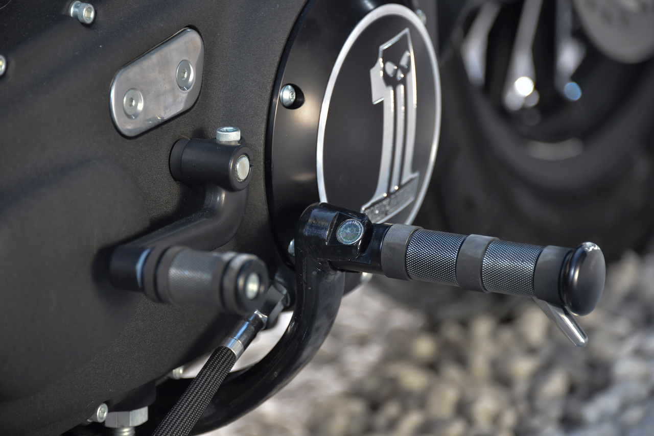 Harley-Davidson WEARECUSTOM - Foto ufficiali Dark Custom 2015