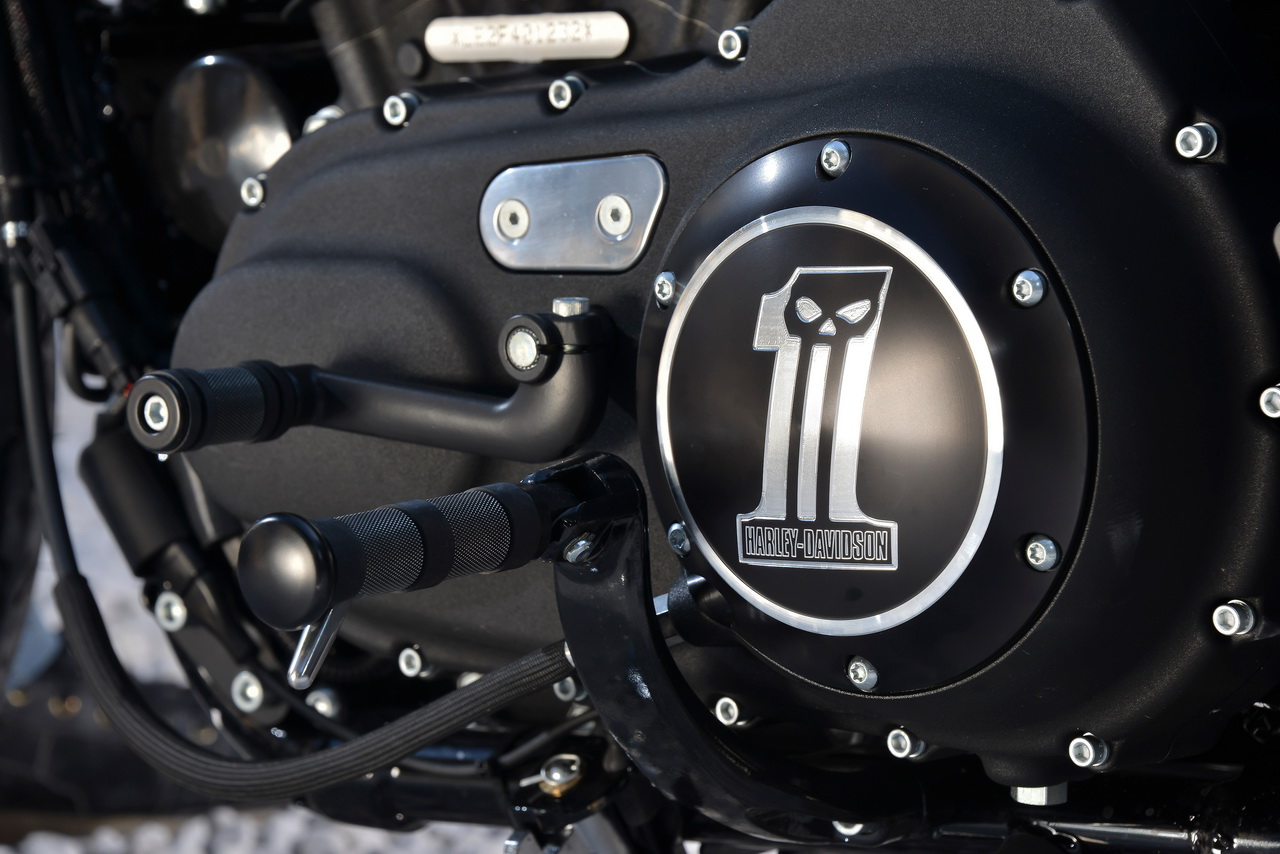 Harley-Davidson WEARECUSTOM - Foto ufficiali Dark Custom 2015