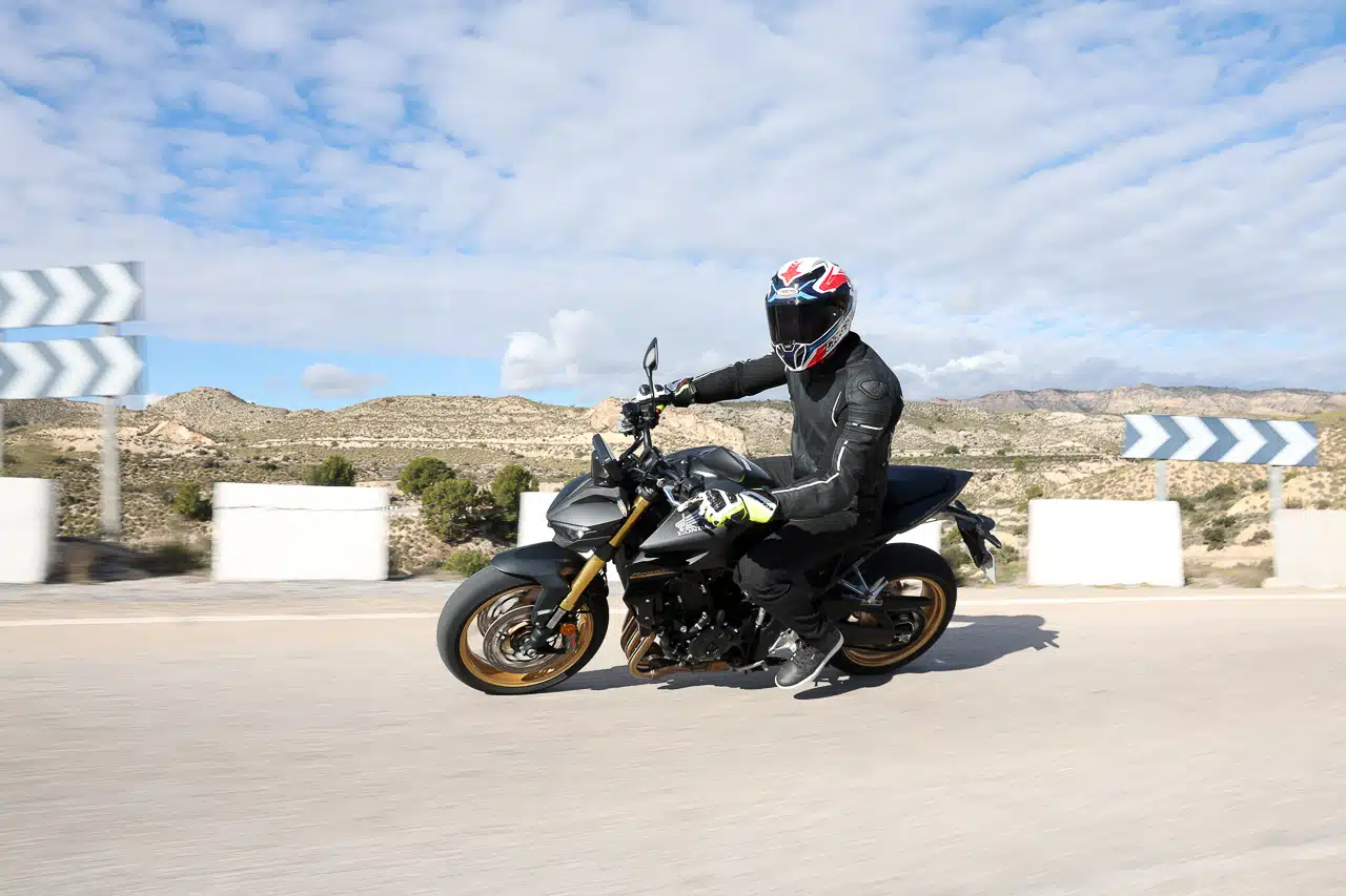 HONDA CB1000 HORNET 2025