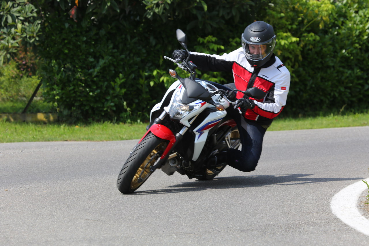 Honda CB650F - Prova su strada 2014