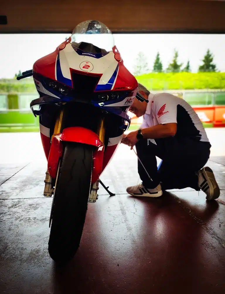 Honda CBR1000RR-R Fireblade SP - Prova in pista