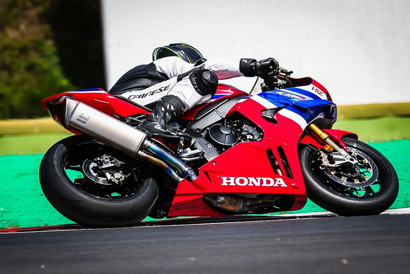 Honda CBR1000RR-R Fireblade SP - Prova in pista