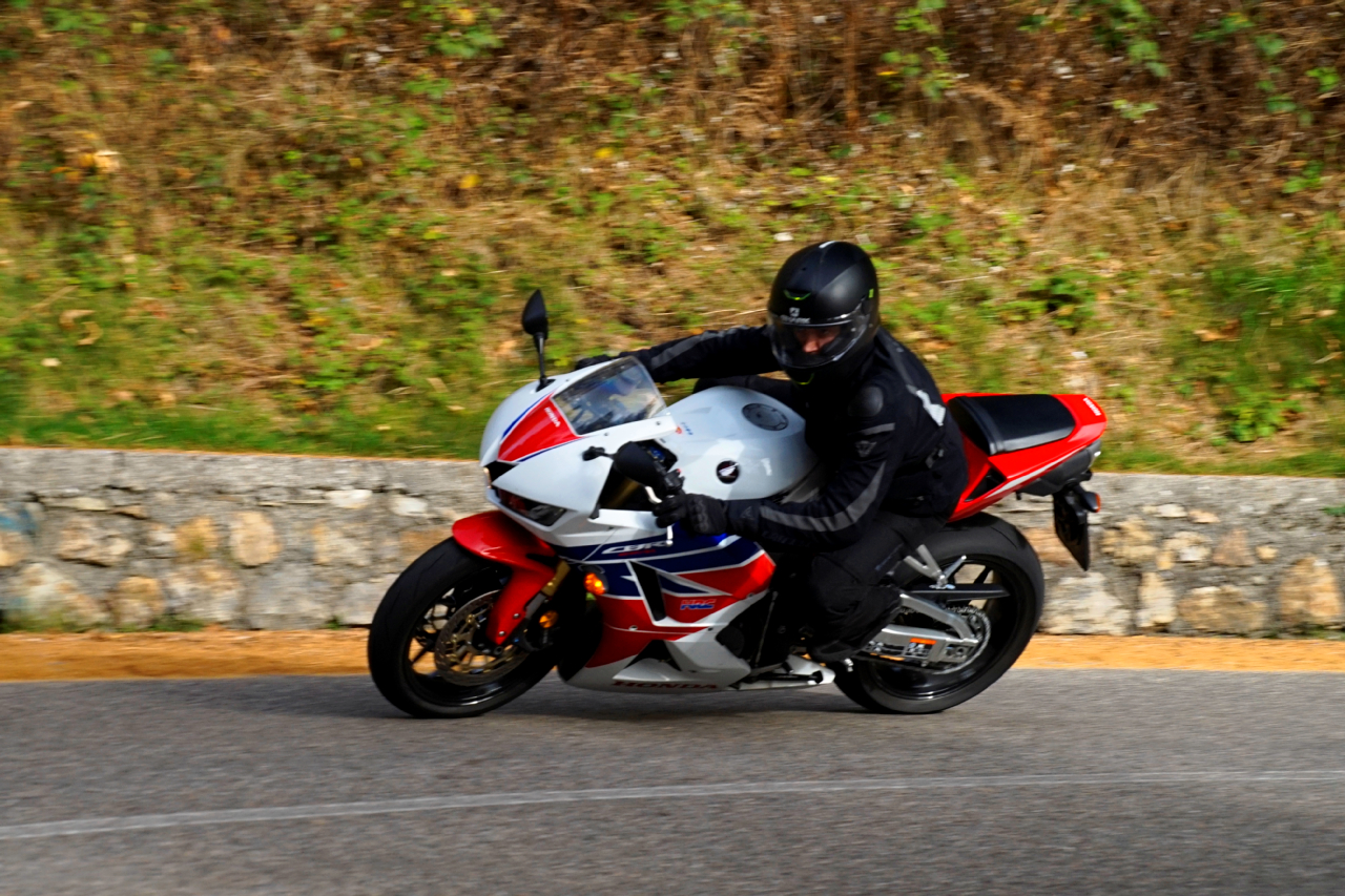 Honda CRB600RR – Straßentest 2015