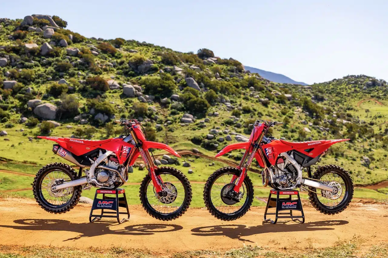 Honda CRF250R e CRF450R 2025 - Foto ufficiali