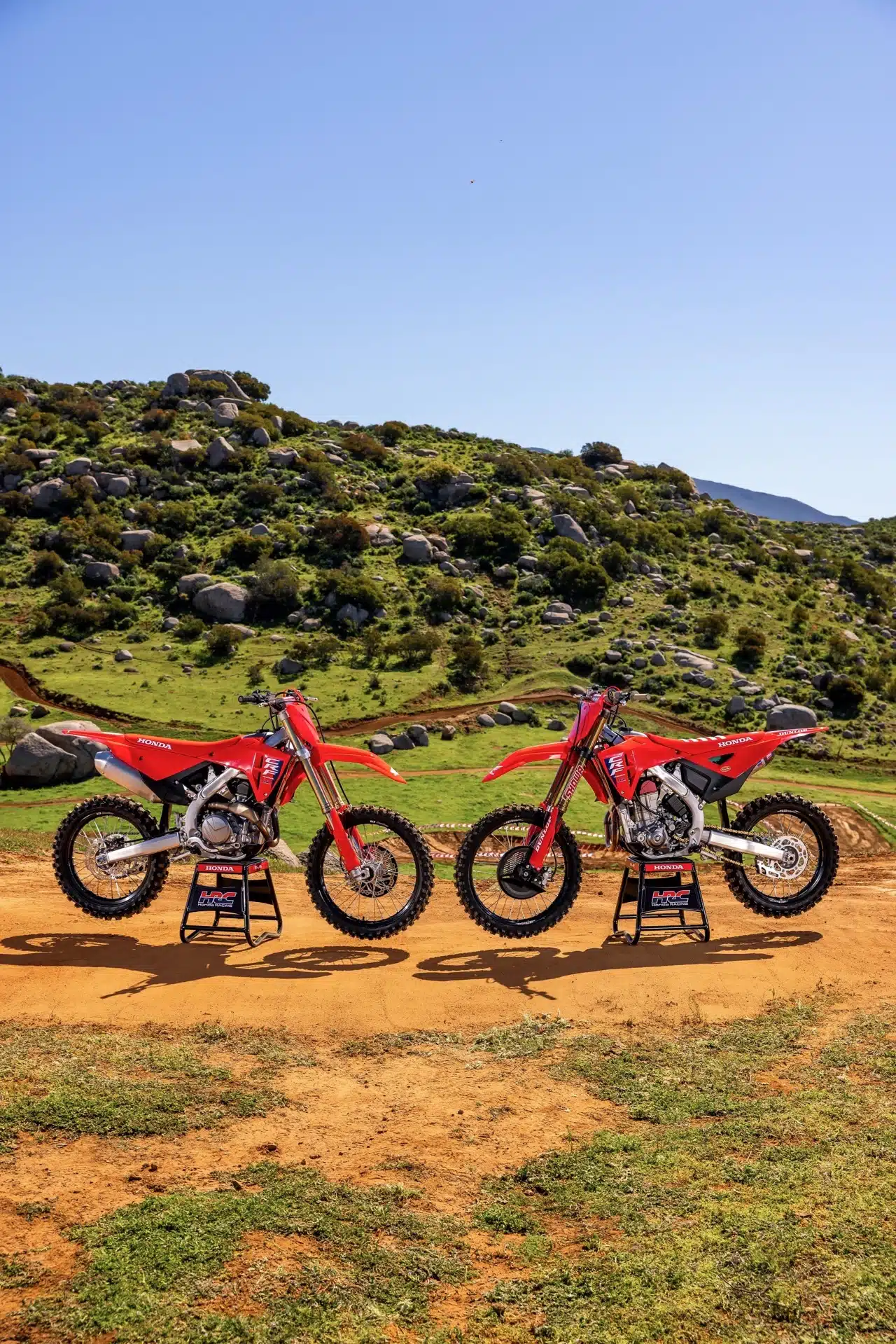 Honda CRF250R e CRF450R 2025 - Foto ufficiali