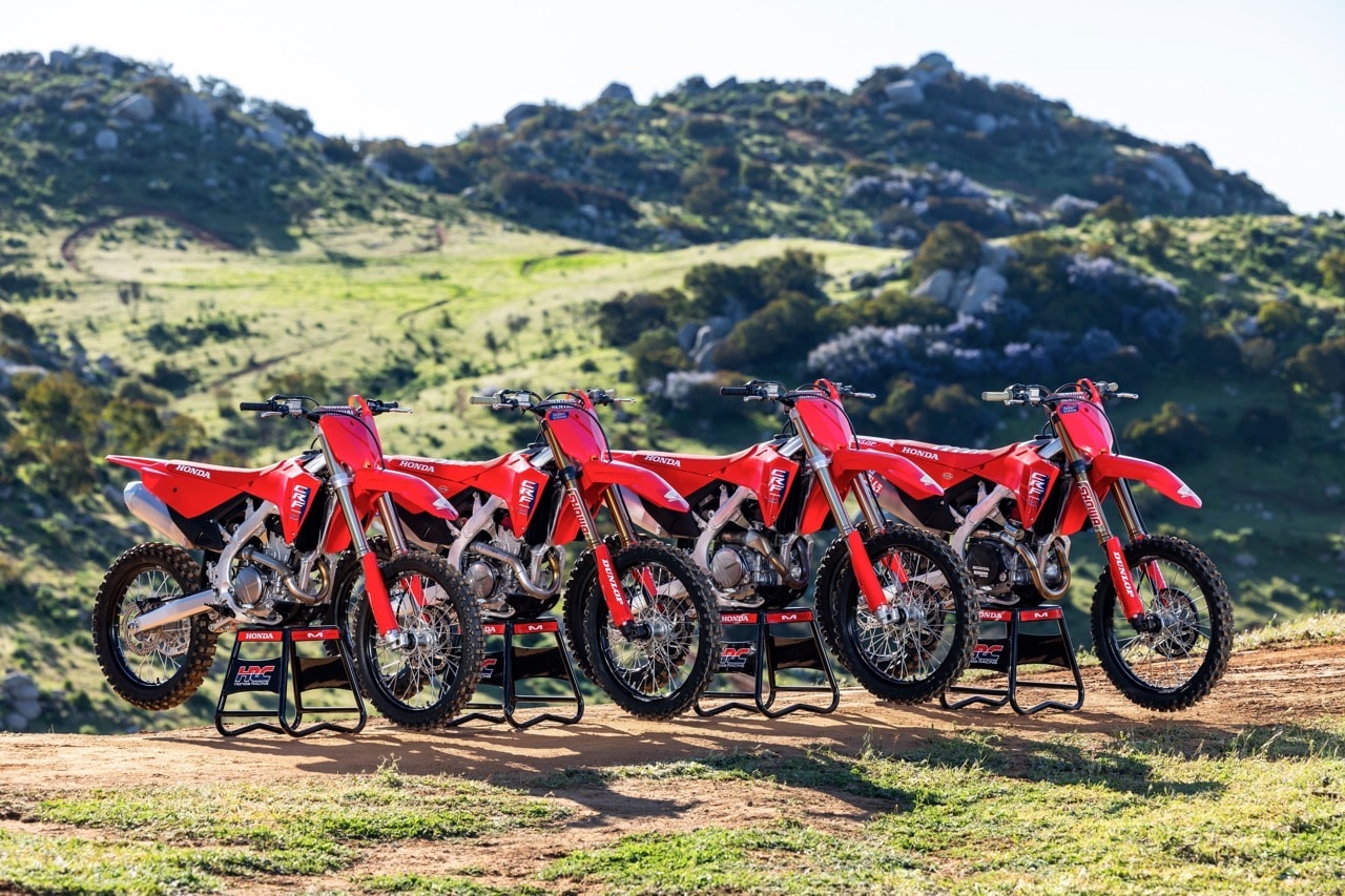 Honda CRF250R e CRF450R 2025 - Foto ufficiali