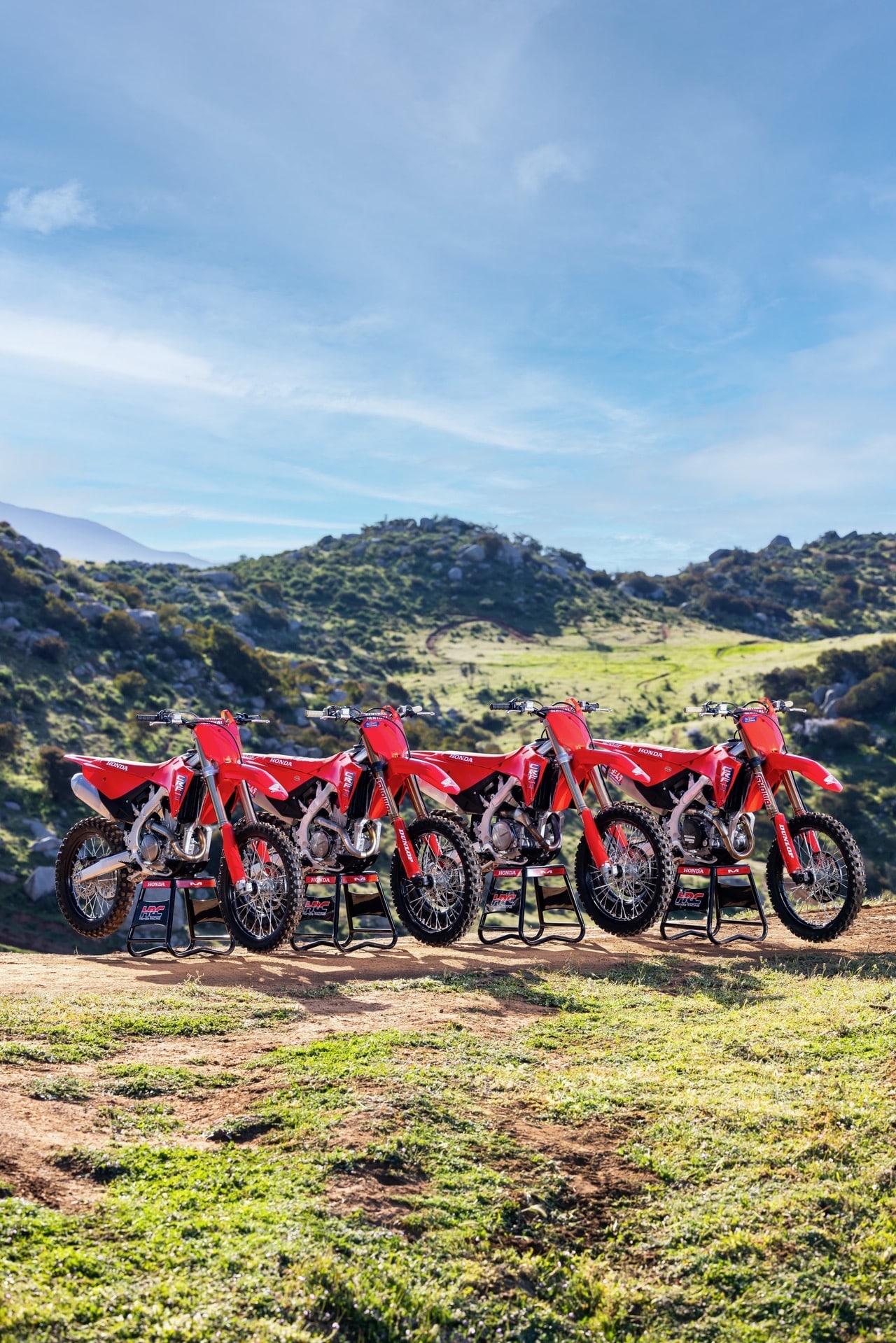 Honda CRF250R e CRF450R 2025 - Foto ufficiali