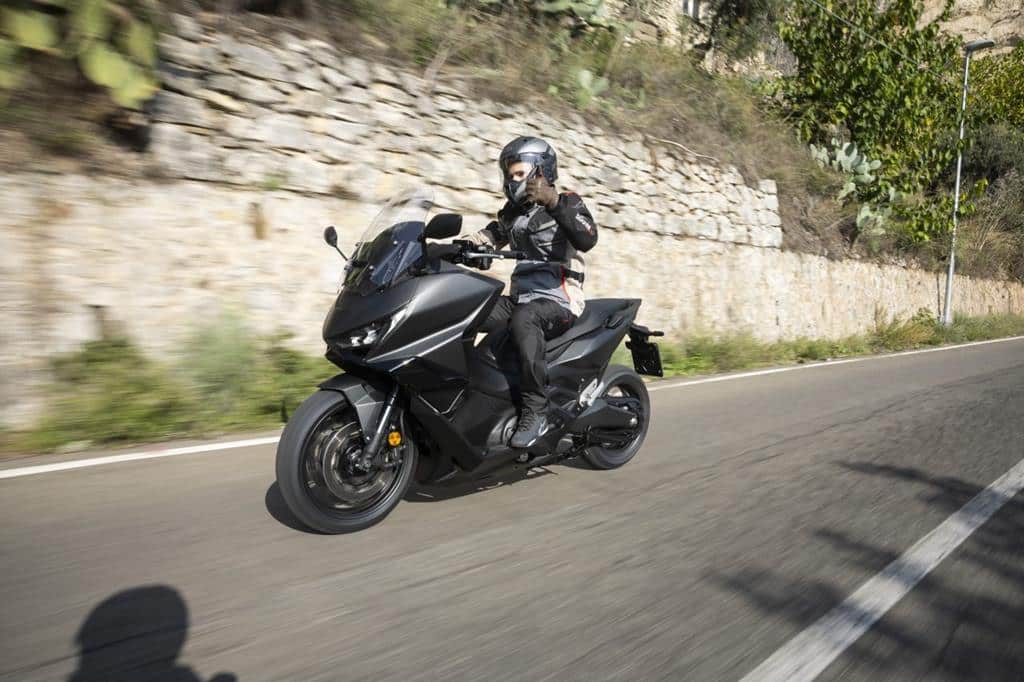 Honda Forza 750 2025 - Prova su strada