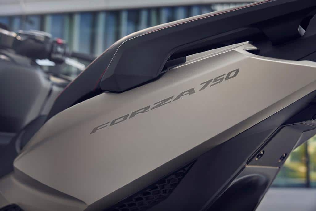 Honda Forza 750 2026