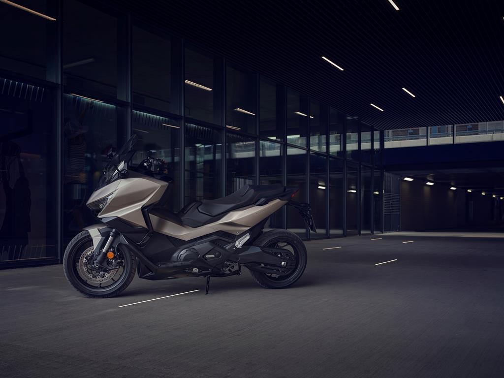 Honda Forza 750 2026