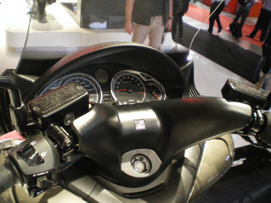 Honda SW-T600 - EICMA 2010