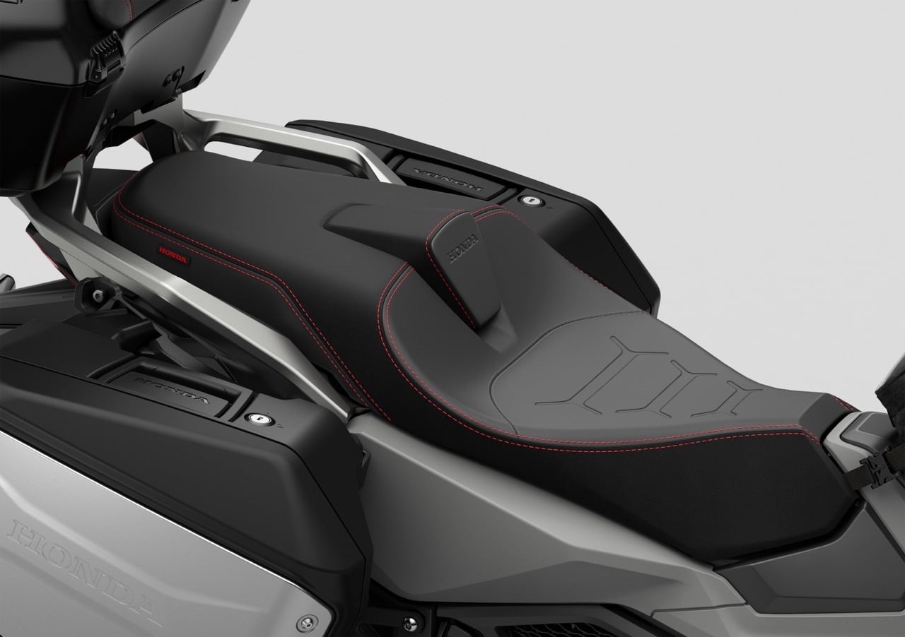 Honda X-ADV 2025 - Foto ufficiali