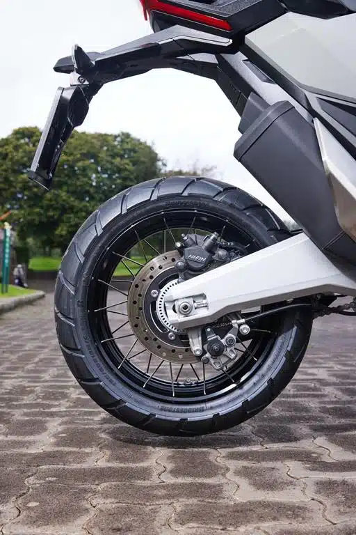 Honda X-ADV 2025 - Prova su strada