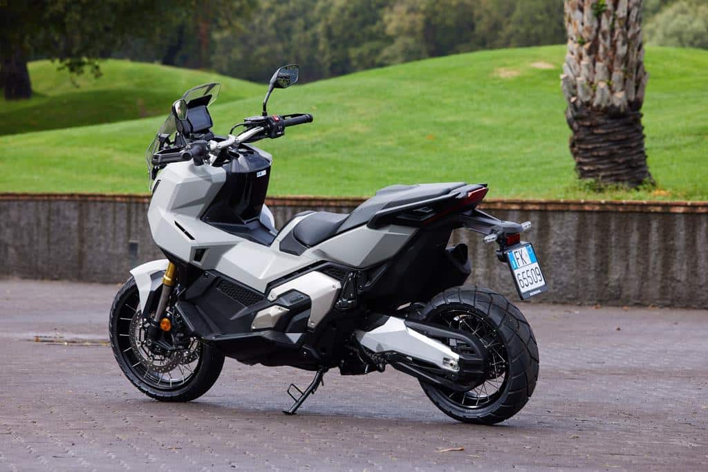 Honda X-ADV 2025 - Prova su strada