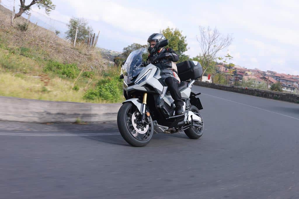 Honda X-ADV 2025 - Prova su strada