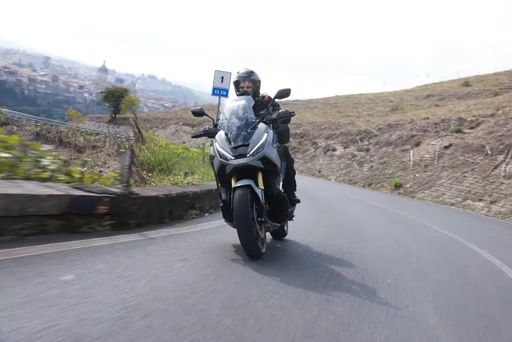 Honda X-ADV 2025 - Prova su strada