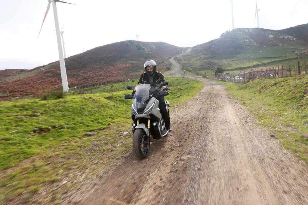 Honda X-ADV 2025 - Prova su strada