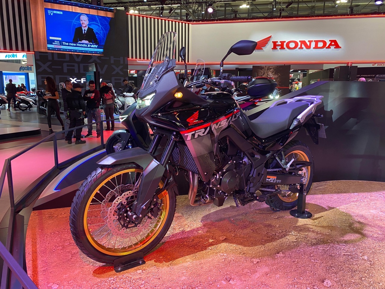 Honda XL750 Transalp 2025 - EICMA 2024