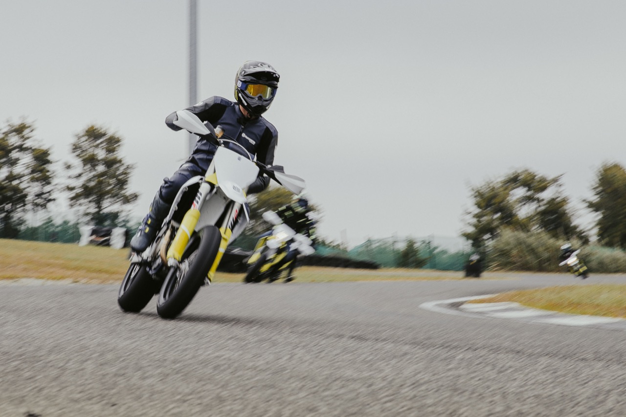 Husqvarna Motorcycles 701 Supermoto Ride Out - foto 2021 