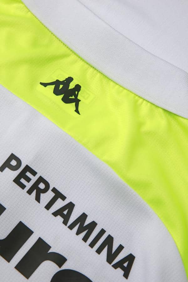 Kappa capsule White Collection - VR46 Pertamina Enduro Racing Team