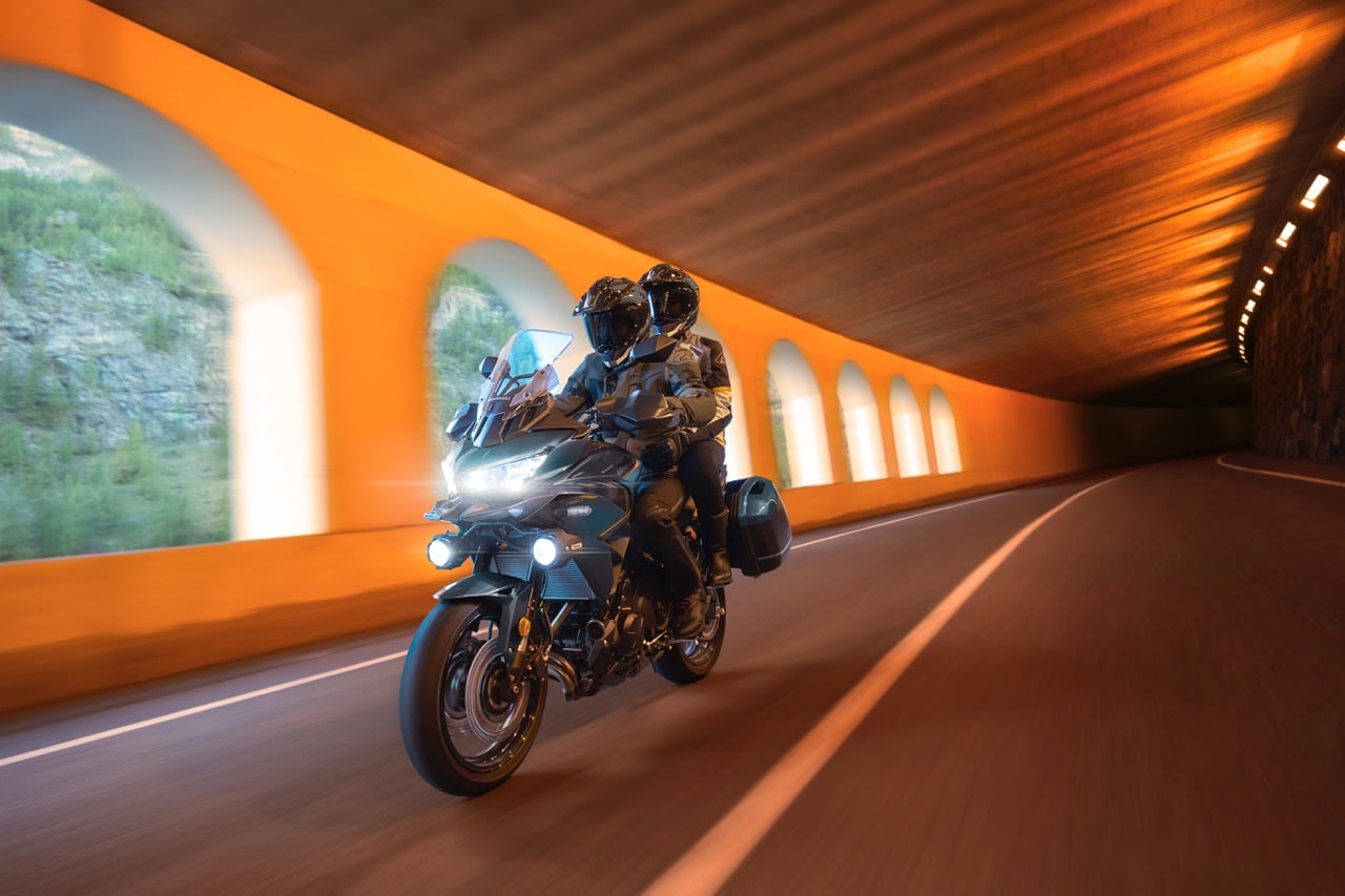 Kawasaki Versys 650, W230 e Meguro S1 MY 2026