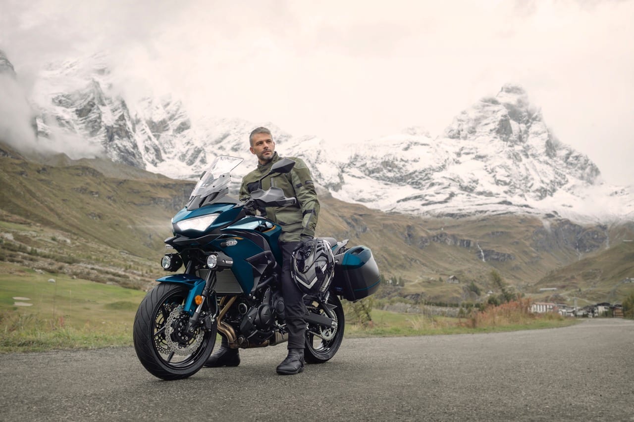 Kawasaki Versys 650, W230 e Meguro S1 MY 2026