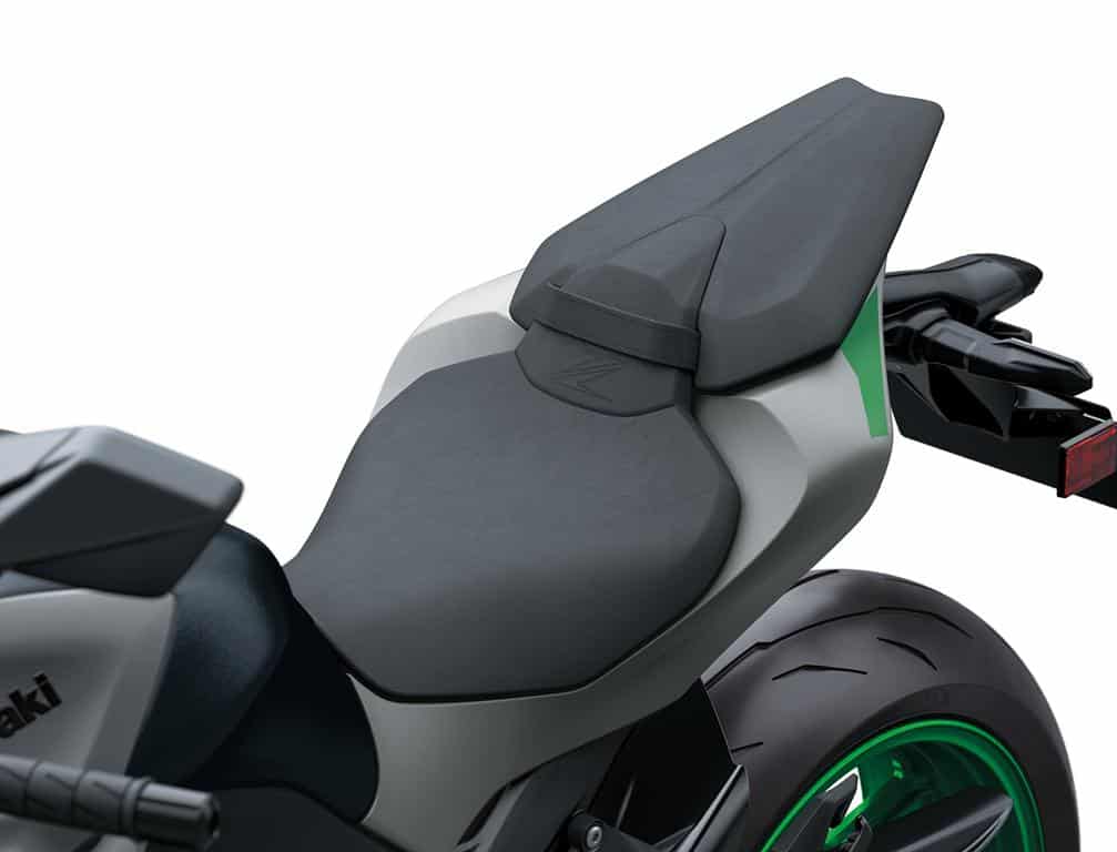 Kawasaki Z1100 e Z1100 SE 2026 