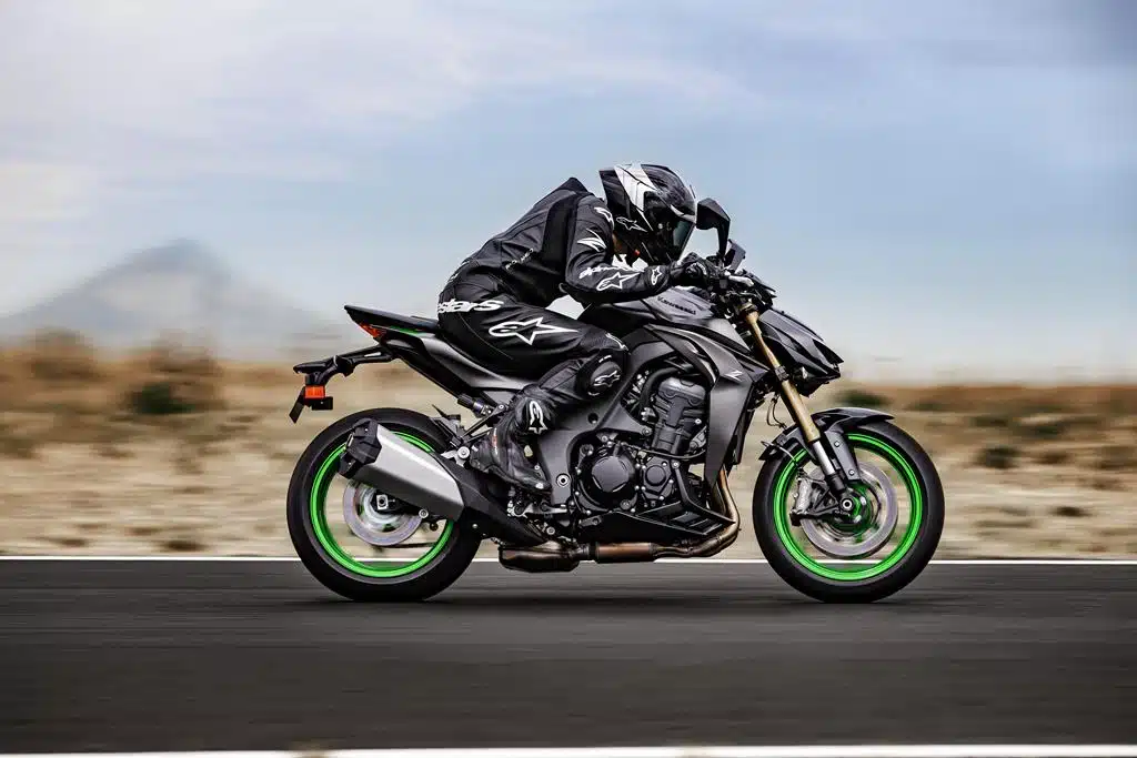 Kawasaki Z1100 e Z1100 SE 2026 