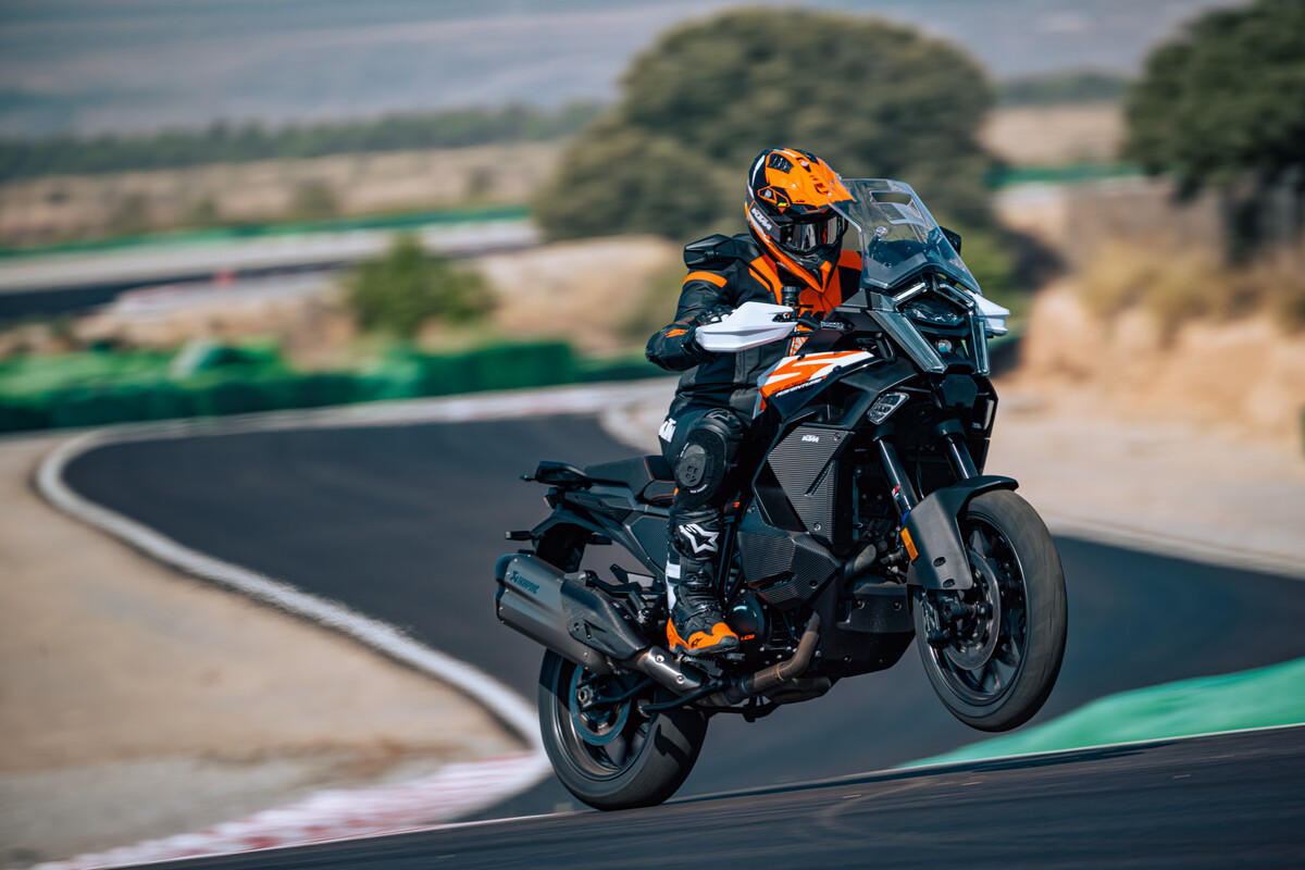 KTM 1390 Super Adventure S 2025 