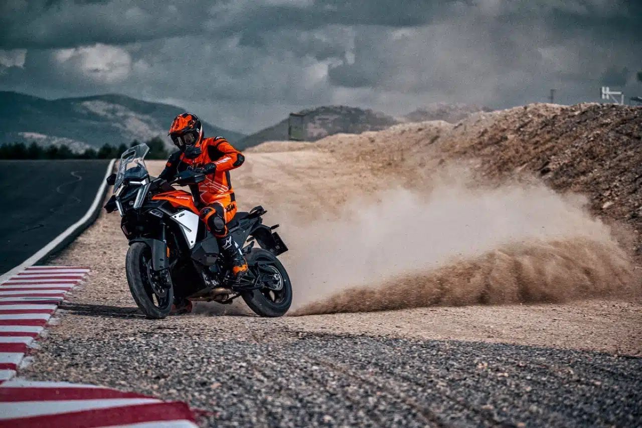 KTM 1390 Super Adventure S EVO - Foto ufficiali