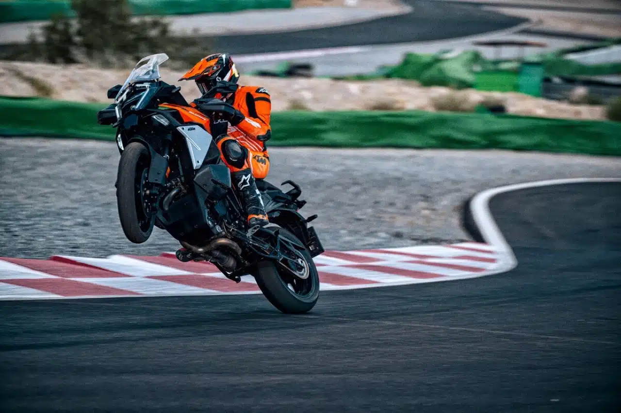 KTM 1390 Super Adventure S EVO - Foto ufficiali