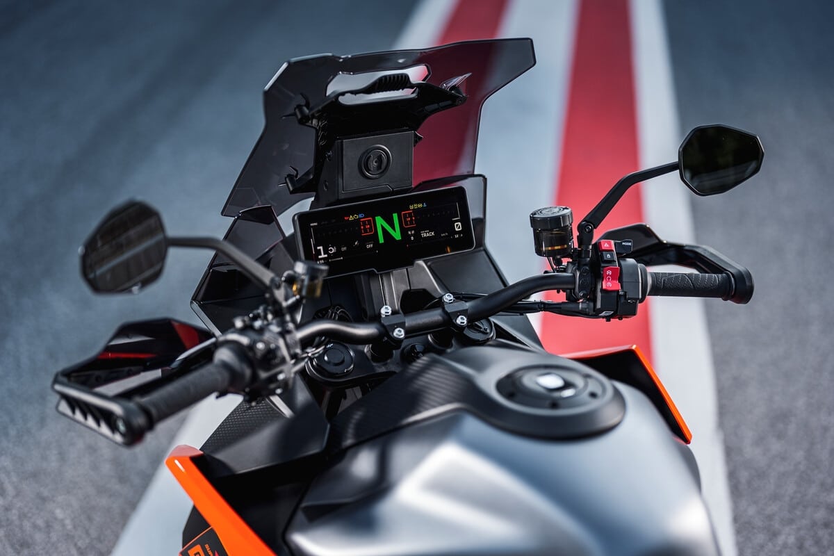 KTM 1390 SUPER DUKE GT 2025