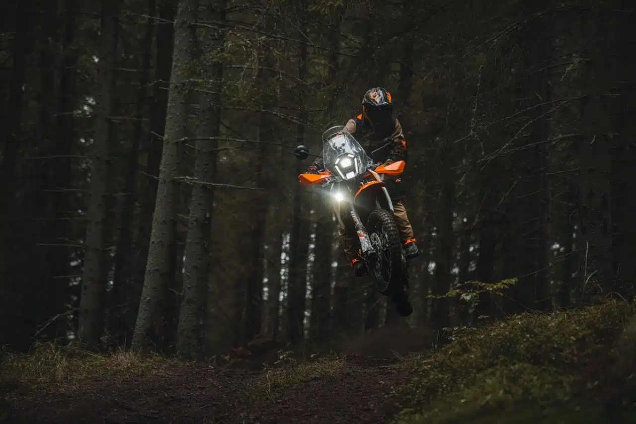 KTM 390 Adventure 2025 - Foto ufficiali