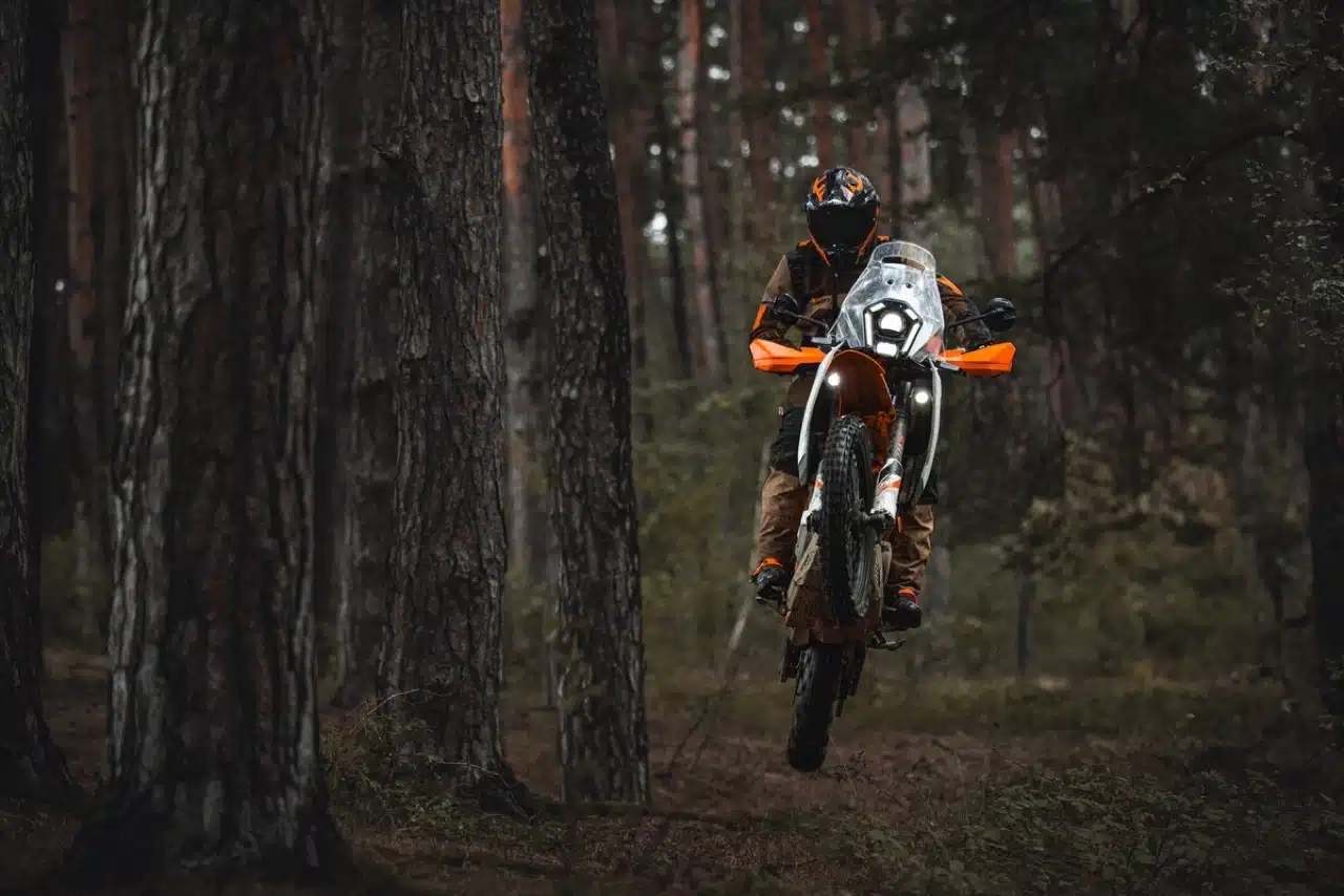 KTM 390 Adventure 2025 - Foto ufficiali