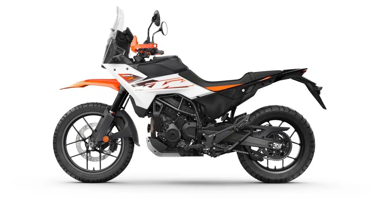 KTM 390 Adventure 2025 - Foto ufficiali