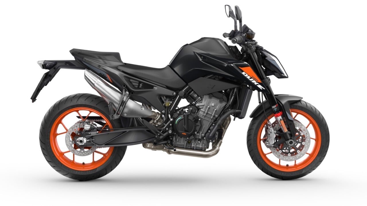 KTM 790 Duke 2025 - Foto ufficiali