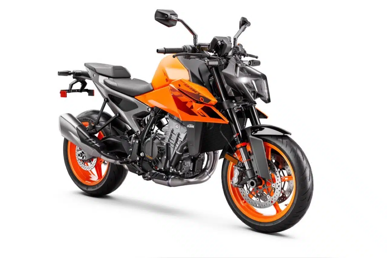 KTM 990 Duke 2024 - Foto ufficiali