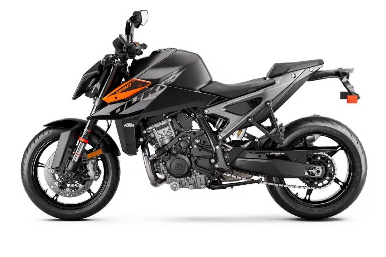 KTM 990 Duke 2024 - Foto ufficiali