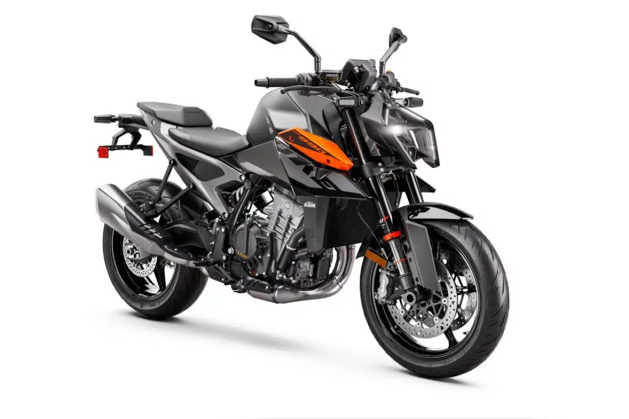 KTM 990 Duke 2024 - Foto ufficiali