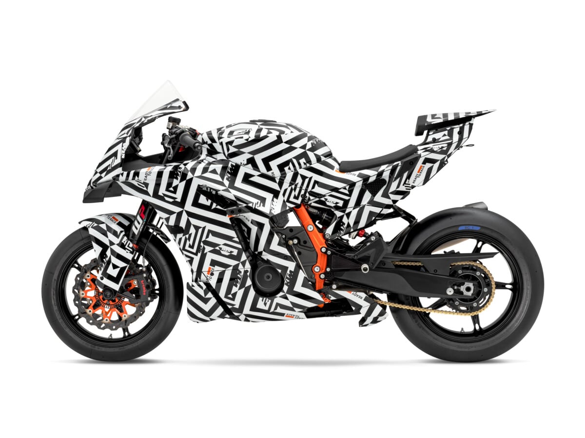 KTM 990 RC 2025 - Prototipo