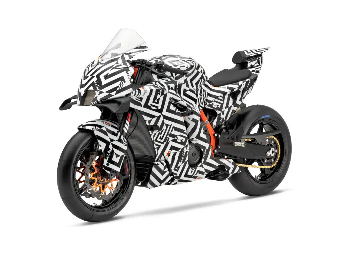 KTM 990 RC 2025 - Prototipo