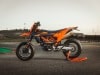 KTM Enduro R e KTM 690 SMC R 2026 - Foto ufficiali