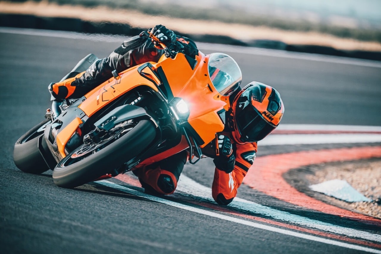 KTM Street e Adventure 2026 - Foto ufficiali