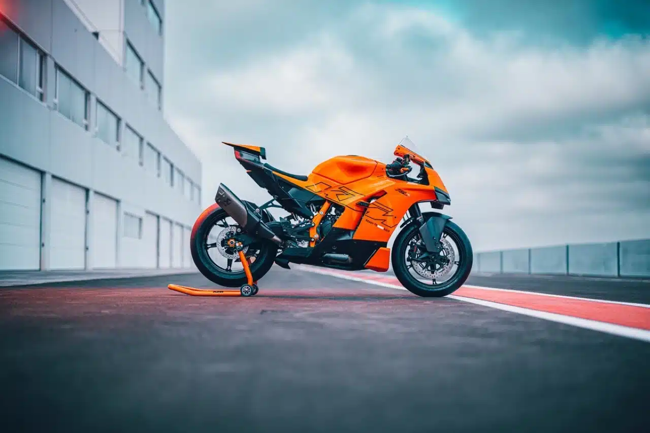 KTM Street e Adventure 2026 - Foto ufficiali