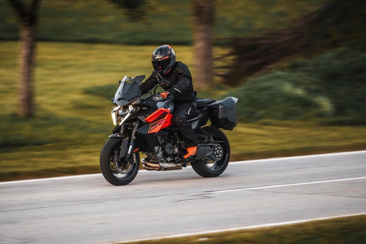 KTM Street e Adventure 2026 - Foto ufficiali
