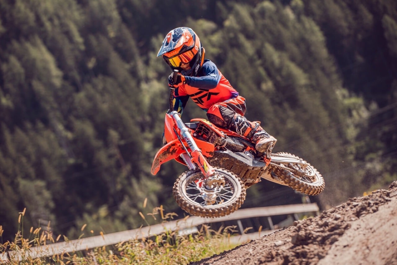 KTM SX-E 2025 - Foto ufficiali