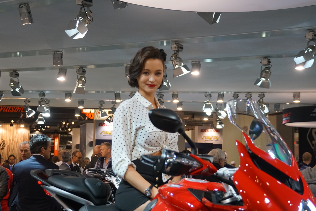 Le ragazze di EICMA 2015